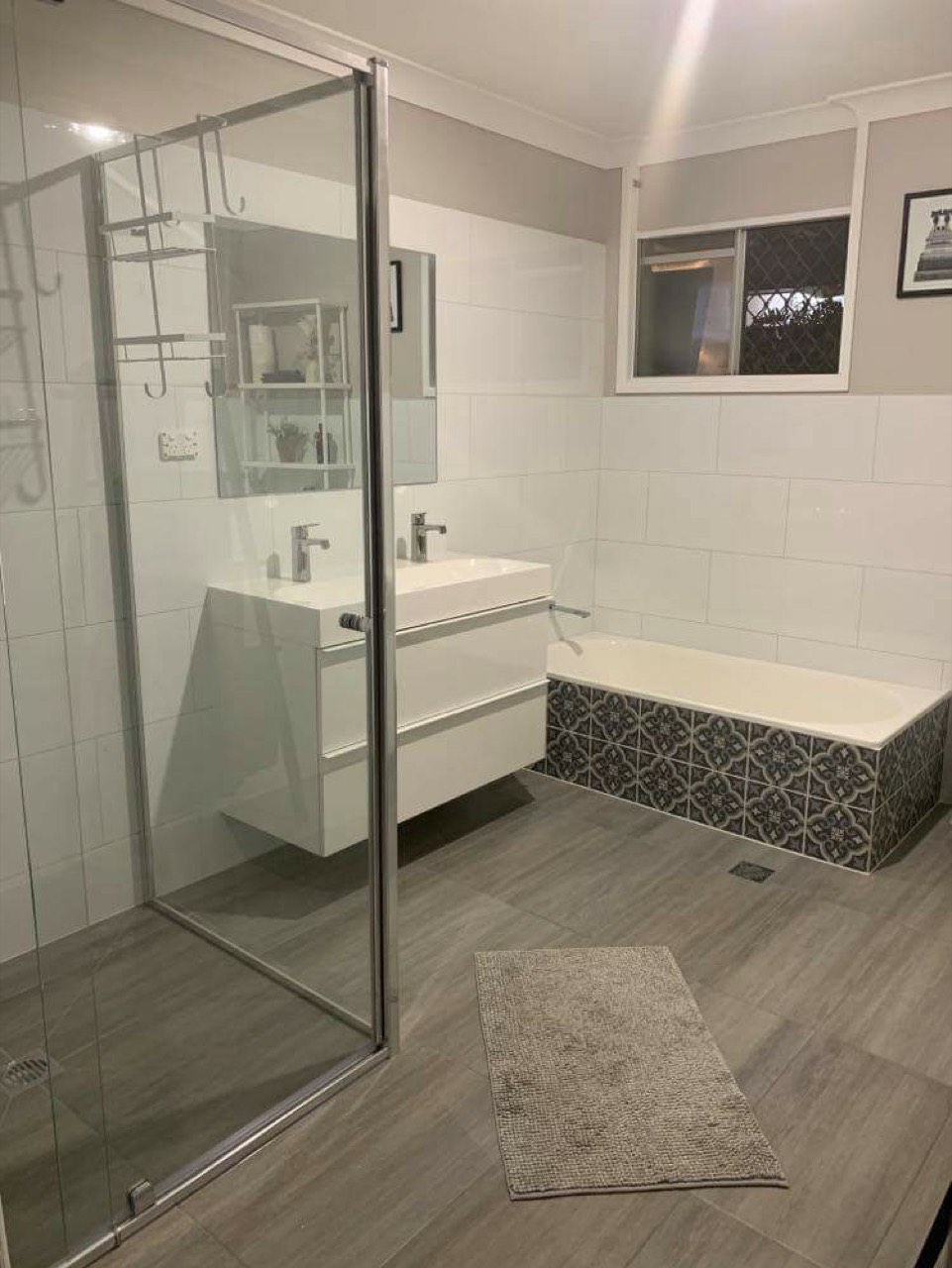 Real tiling work by Axent Tiling – bathrooms, splashbacks, floor & wall tiling