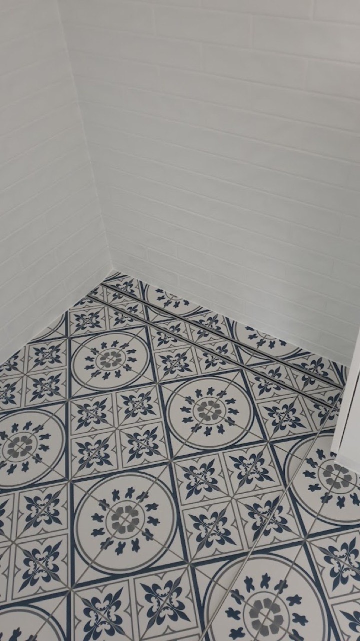 Real tiling work by Axent Tiling – bathrooms, splashbacks, floor & wall tiling