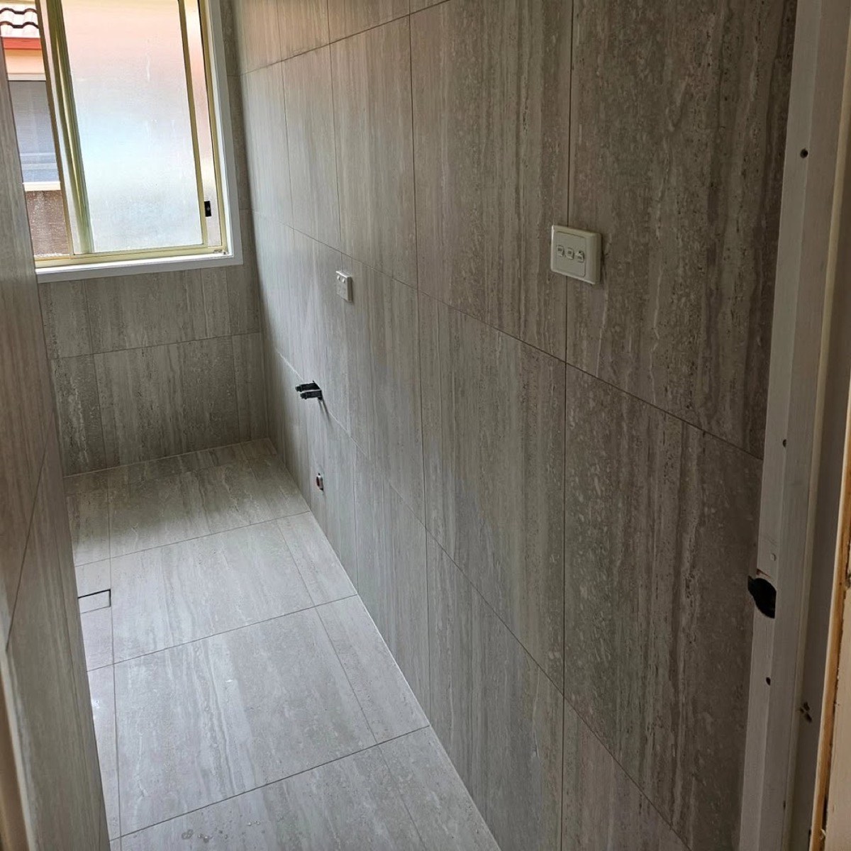 Real tiling work by Axent Tiling – bathrooms, splashbacks, floor & wall tiling