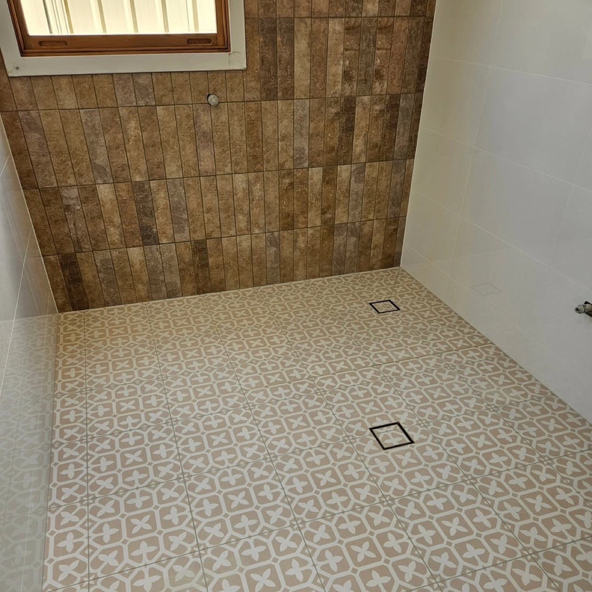 Real tiling work by Axent Tiling – bathrooms, splashbacks, floor & wall tiling
