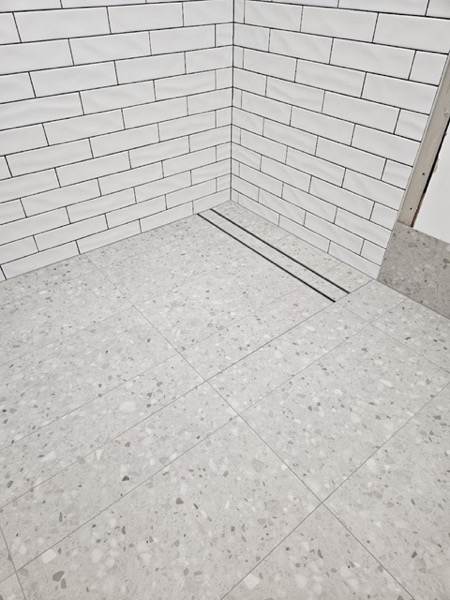 Real tiling work by Axent Tiling – bathrooms, splashbacks, floor & wall tiling