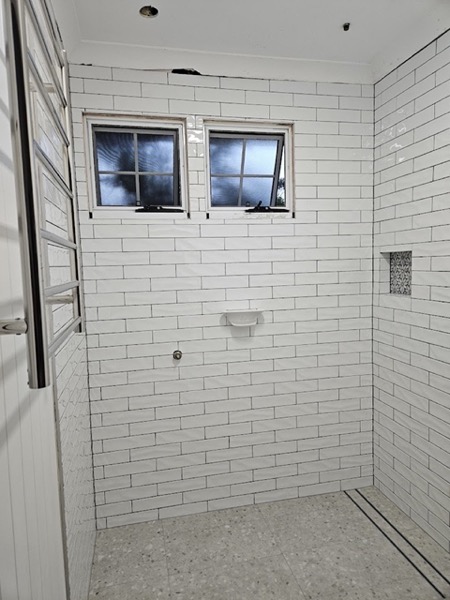 Real tiling work by Axent Tiling – bathrooms, splashbacks, floor & wall tiling