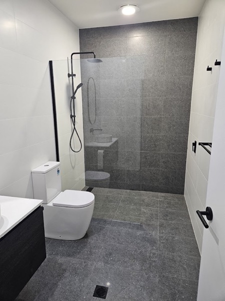 Real tiling work by Axent Tiling – bathrooms, splashbacks, floor & wall tiling