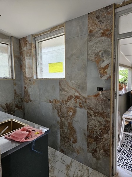 Real tiling work by Axent Tiling – bathrooms, splashbacks, floor & wall tiling