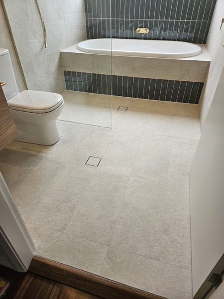 Real tiling work by Axent Tiling – bathrooms, splashbacks, floor & wall tiling