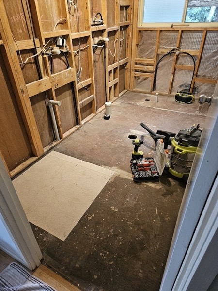 Real tiling work by Axent Tiling – bathrooms, splashbacks, floor & wall tiling