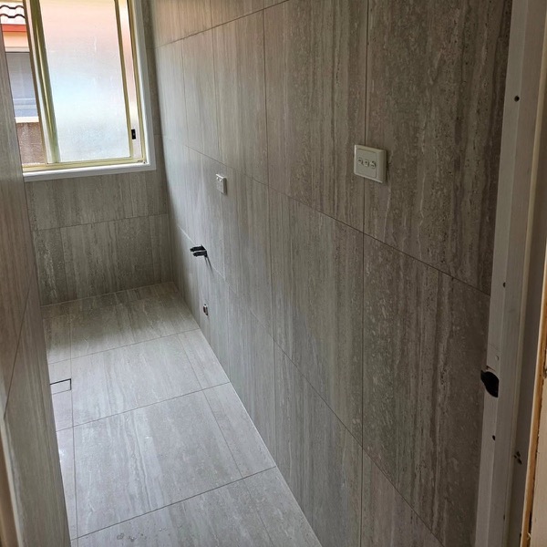 Real tiling work by Axent Tiling – bathrooms, splashbacks, floor & wall tiling