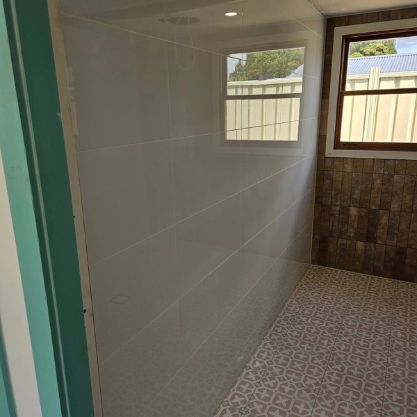 Real tiling work by Axent Tiling – bathrooms, splashbacks, floor & wall tiling