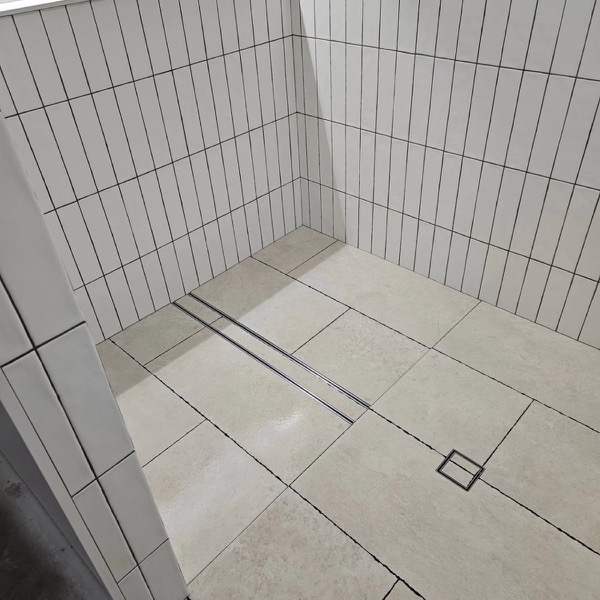 Real tiling work by Axent Tiling – bathrooms, splashbacks, floor & wall tiling